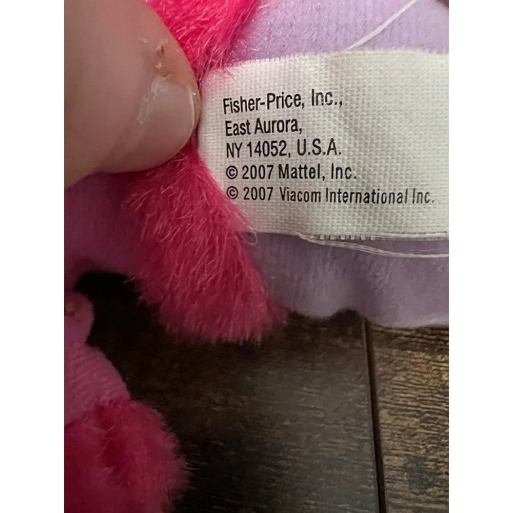 Fisher-Price Dora the Explorer Plush Doll 2007 Mattel Nickelodeon Pink Flower
